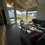 Prázdninový dům G11 Eingezaeuntes Neubau-haus In Eckwarderhoerne By Interhome *